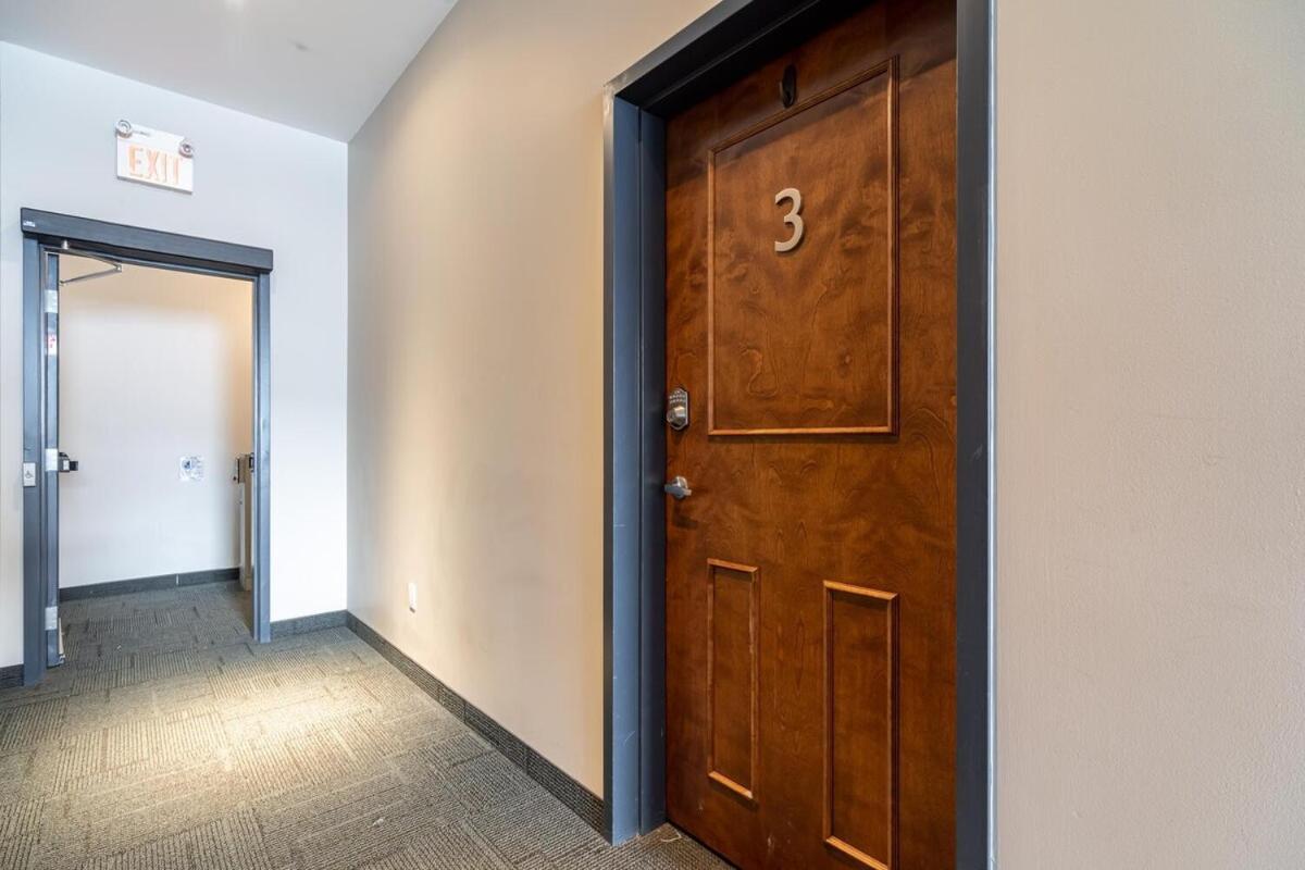 Bright & Charming Loft With Ac, Unit 3 Apartment